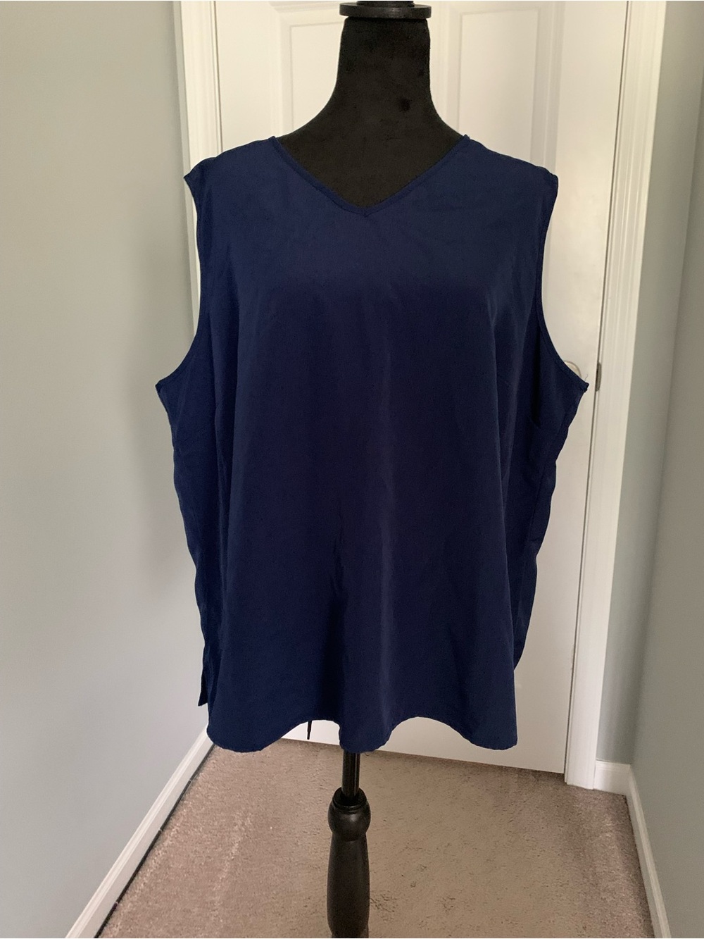 Susan Graver Navy V-Neck Sleeveless Tank Top